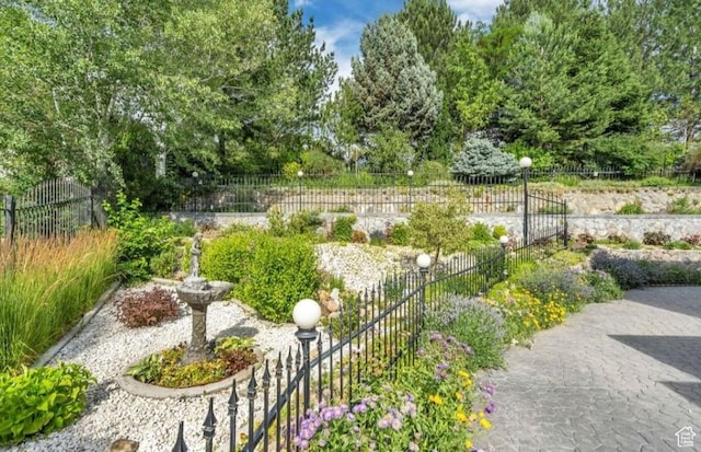 1231 E Tierney Cir, Sandy, UT 84094 - view of yard