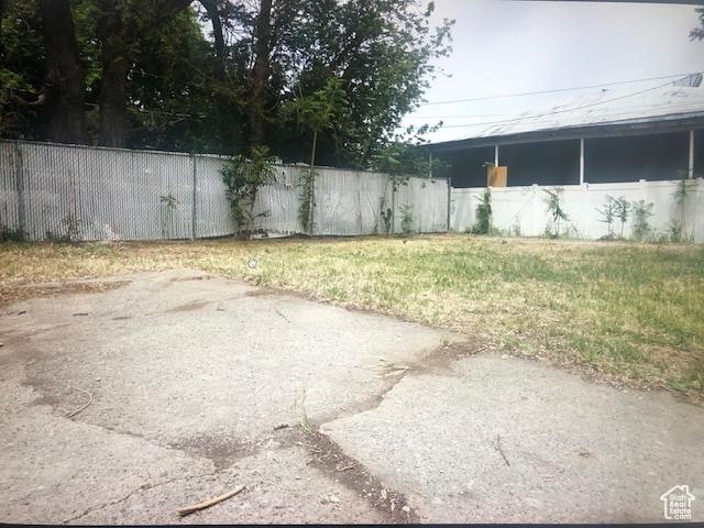 2726 S Cyprus Ln, Magna, UT 84044 - view of yard