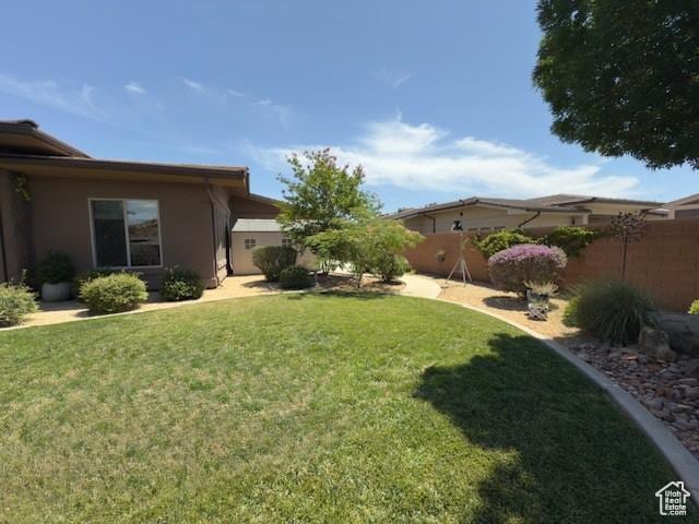 1523 E Talus Way, St George, UT 84790 - view of yard