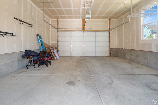 10773 S Beach Comber Way S, Jordan, UT 84009 - view of garage