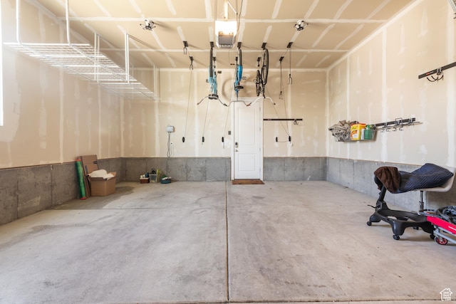 10773 S Beach Comber Way S, Jordan, UT 84009 - view of garage