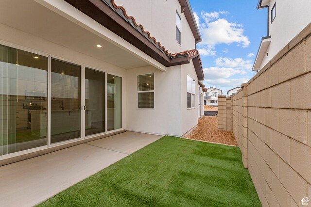 6134 S Kelly Ln, St George, UT 84790 - view of yard with a patio