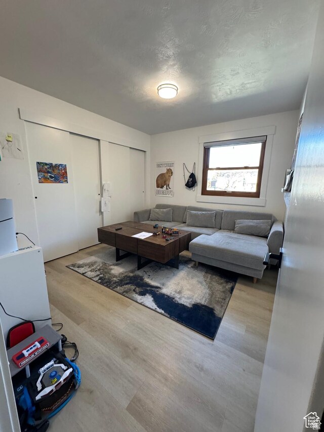 4288 S Shirley Ln, Holladay, UT 84124 - living area featuring wood finished floors