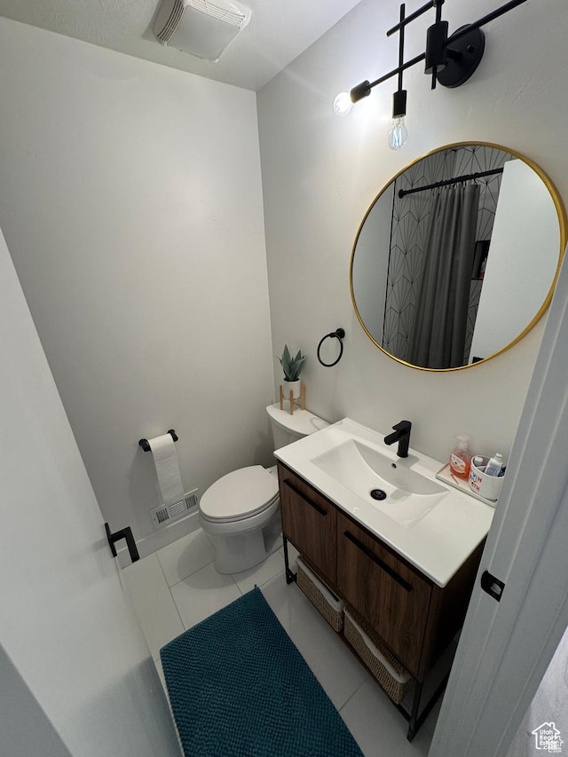4288 S Shirley Ln, Holladay, UT 84124 - full bathroom featuring vanity, toilet, curtained shower, and tile patterned flooring