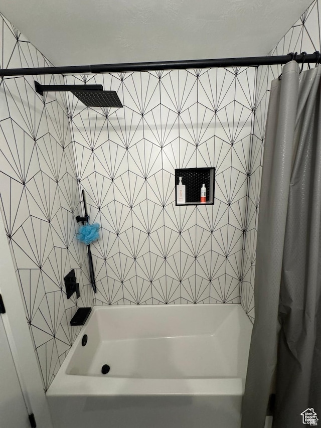 4288 S Shirley Ln, Holladay, UT 84124 - full bathroom featuring shower / tub combo with curtain