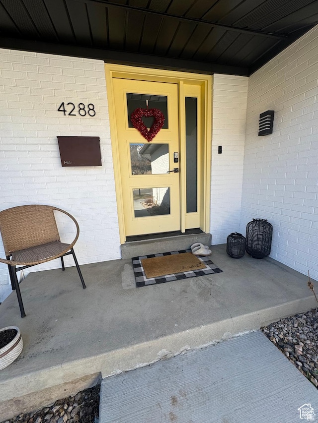 4288 S Shirley Ln, Holladay, UT 84124 - property entrance featuring brick siding