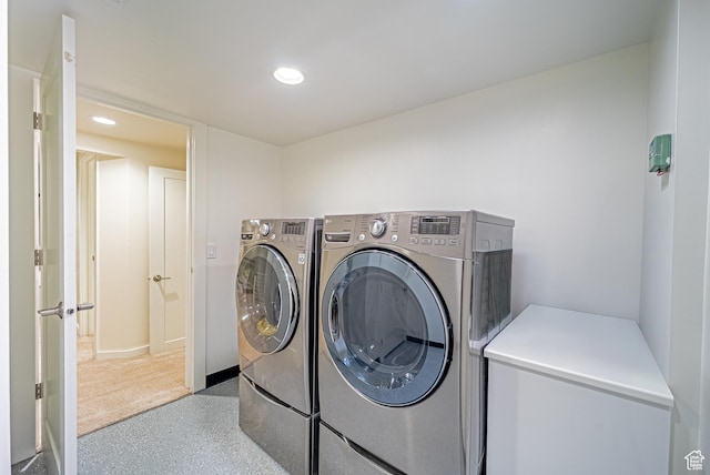 1820 E Redondo Ave S, Salt Lake City, UT 84108 - laundry area with washing machine and clothes dryer and recessed lighting