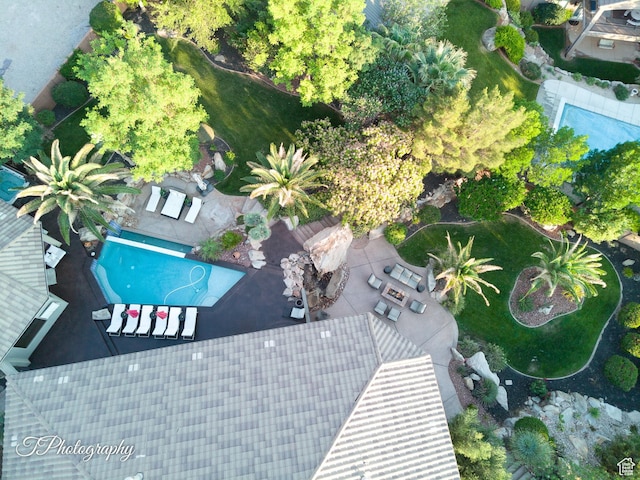 916 E Apache Dr, Washington, UT 84780 - drone / aerial view of a pool area