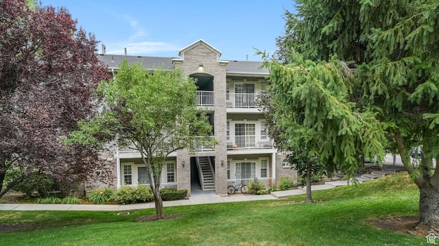 532 N Seven Peaks Blvd Unit 303, Provo, UT 84606 - photo 1
