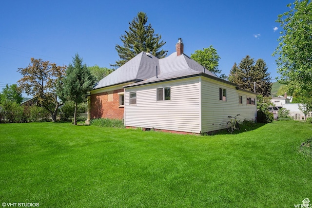 211 E 100 N, Midway, UT 84049 - view of side of property with a lawn and a chimney