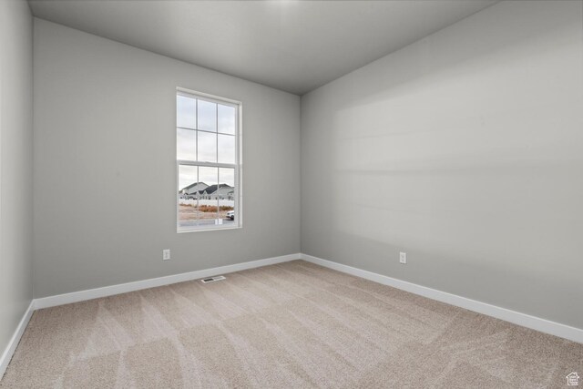 2616 N 3020 W, Clinton, UT 84015 - carpeted empty room featuring baseboards