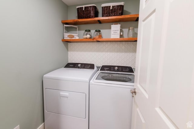1814 N Heather Dr, Orem, UT 84097 - laundry room featuring washing machine and dryer