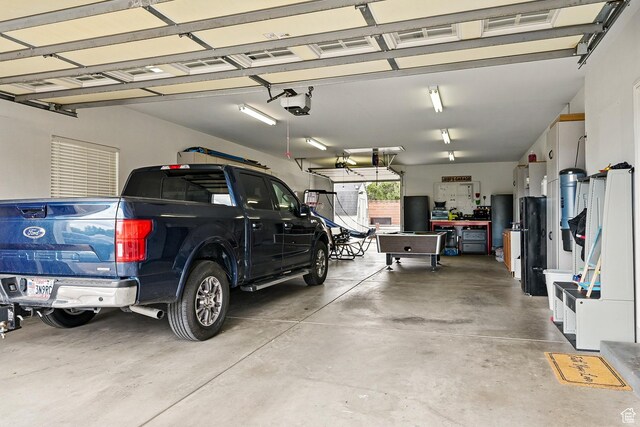 2271 W Crestview Cir, Cedar City, UT 84720 - garage with a garage door opener