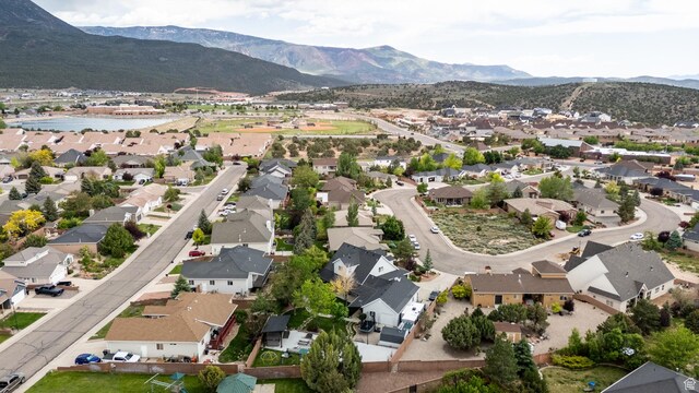 2271 W Crestview Cir, Cedar City, UT 84720 - view of property location featuring nearby suburban area and a mountain backdrop