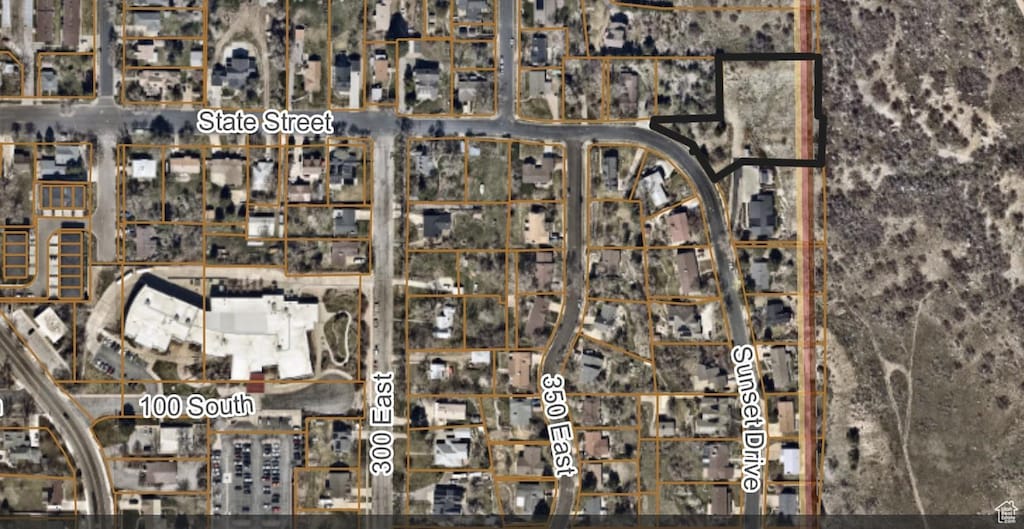 13 Sunset Dr, Farmington, UT 84025