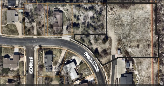 13 Sunset Dr, Farmington, UT 84025