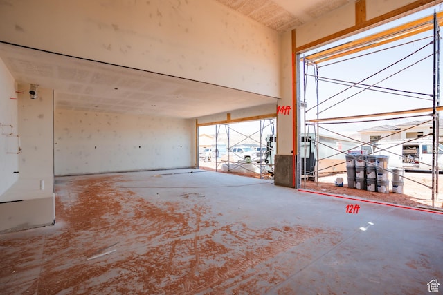 4769 W 2020 S, Hurricane, UT 84737 - view of garage