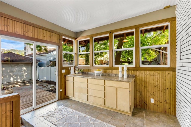 457 S Douglas St E, Salt Lake City, UT 84102 - view of unfurnished sunroom