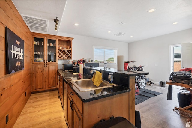 740 W Uzona Ave, Hildale, UT 84784 - kitchen with a sink, light wood-style flooring, brown cabinetry, recessed lighting, and a center island