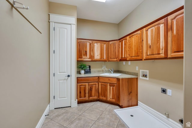 2632 S 2975 W, West Haven, UT 84401 - laundry room featuring electric dryer hookup, gas dryer hookup, hookup for a washing machine, cabinet space, and light tile patterned flooring