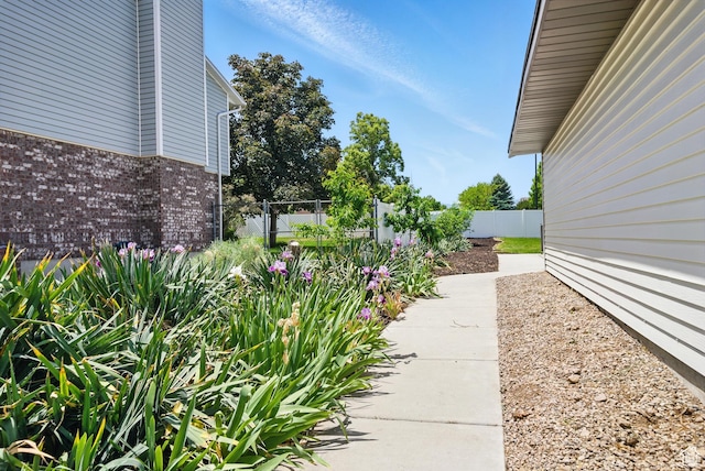 9604 S Stornoway Cir W, South Jordan, UT 84009 - view of yard
