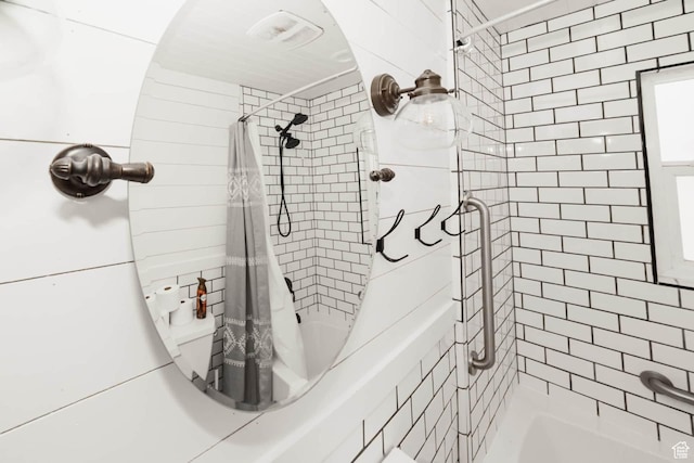 5363 E Cub Rd, Preston, ID 83263 - bathroom featuring tiled shower / bath combo