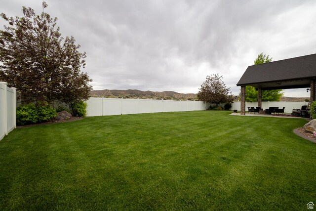 403 W 4000 S, Vernal, UT 84078 - view of yard with a patio