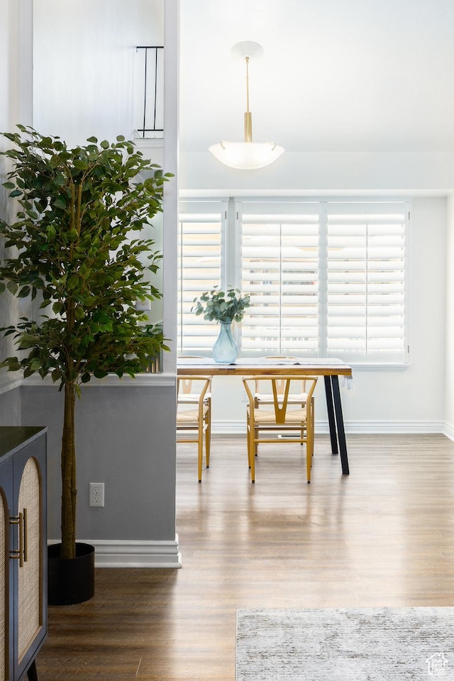 1155 E Murray Holladay Rd, Millcreek, UT 84117 - dining room featuring wood finished floors and baseboards