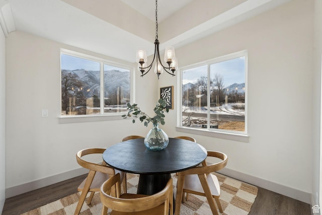 345 E 100 S, Santaquin, UT 84655 - dining room featuring a mountain view, a chandelier, baseboards, wood finished floors, and vaulted ceiling