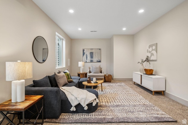 345 E 100 S, Santaquin, UT 84655 - living room with light colored carpet, recessed lighting, and baseboards
