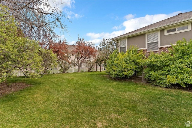 1403 Gleneagles Dr, Syracuse, UT 84075 - view of yard