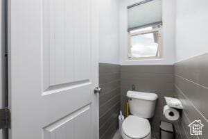 3454 W 150th St N, Hurricane, UT 84737 - bathroom with toilet and wainscoting