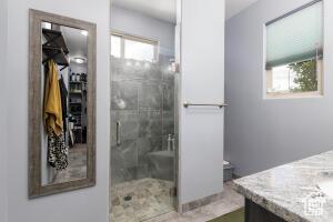 3454 W 150th St N, Hurricane, UT 84737 - full bathroom featuring vanity, a stall shower, and toilet