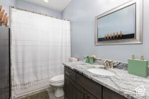 3454 W 150th St N, Hurricane, UT 84737 - full bathroom featuring vanity, toilet, and shower / bath combination with curtain