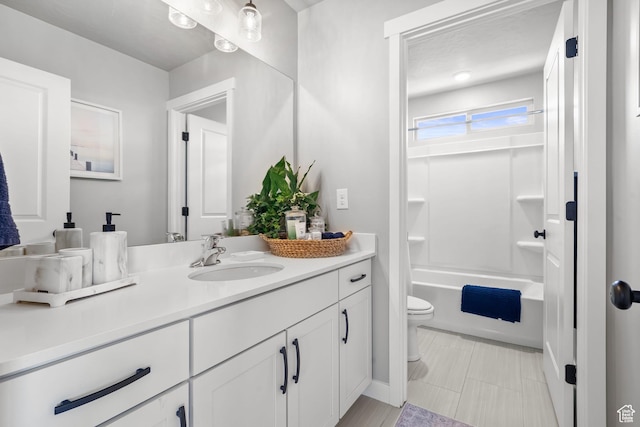4185 W 800 S, Syracuse, UT 84075 - bathroom with toilet, vanity, and shower / tub combination