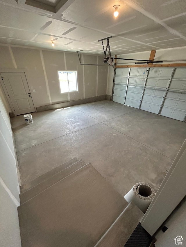 570 N 600 W, Smithfield, UT 84335 - view of garage