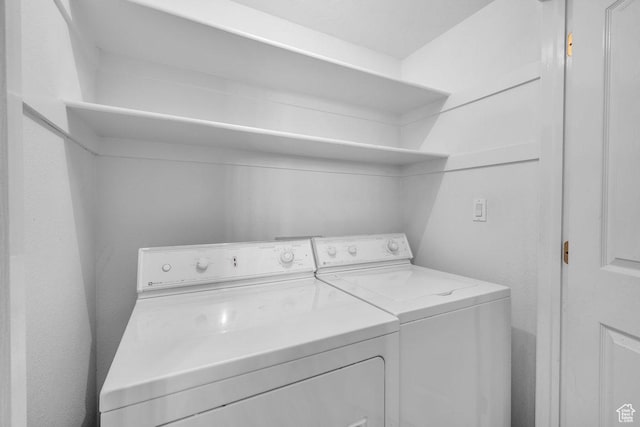 3350 S Fairway Rd, St George, UT 84790 - laundry area with independent washer and dryer