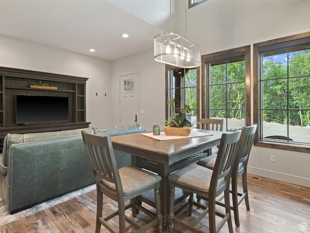 1156 N Valley View Dr, Eden, UT 84310 - dining area featuring baseboards, wood finished floors, and recessed lighting