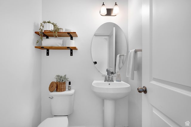 1815 E Thunder Gulch Rd, Eagle Mountain, UT 84005 - half bathroom featuring toilet and a sink