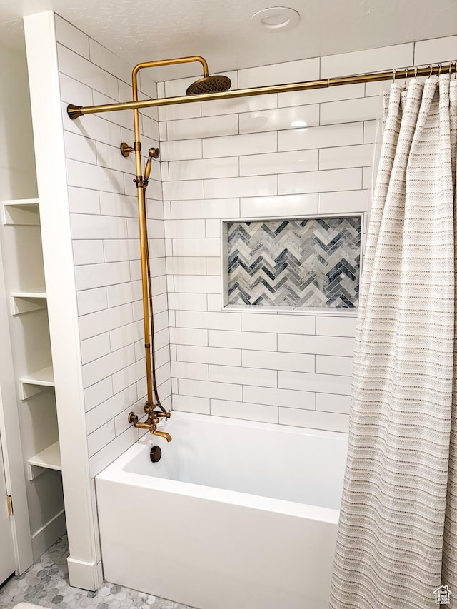 934 W 2740 N, Lehi, UT 84043 - bathroom featuring shower / tub combo with curtain
