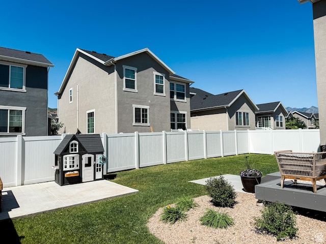 934 W 2740 N, Lehi, UT 84043 - view of yard with a patio area