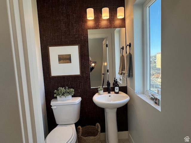 1590 S 900 W Unit 904, Salt Lake City, UT 84104 - half bath with toilet