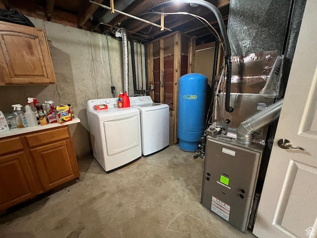 8842 E 500 S, Huntsville, UT 84317 - laundry area with washing machine and clothes dryer and cabinet space