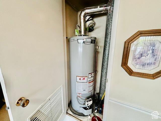 381 W 400 N Unit 12, Bountiful, UT 84010 - utilities featuring gas water heater