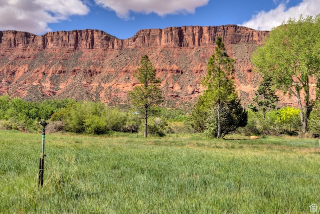 7020 E Creekside Ln, Castle Valley, UT 84532 - view of mountain background
