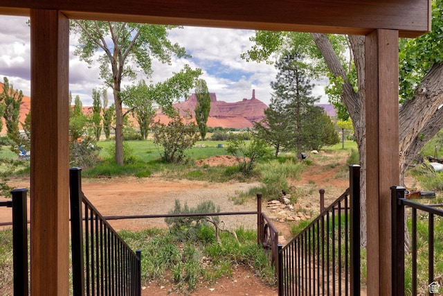 7020 E Creekside Ln, Castle Valley, UT 84532 - view of yard with a mountain view