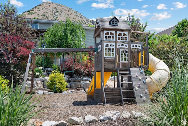 663 N 880 E, Springville, UT 84663 - view of jungle gym featuring a mountain view