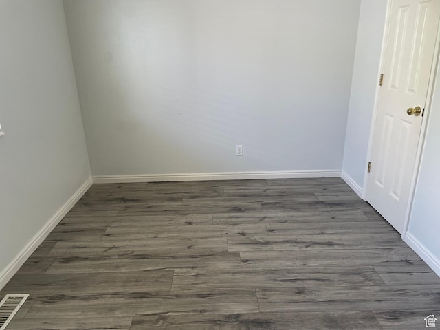 288 N Peach St, Santaquin, UT 84655 - empty room featuring dark wood-style floors and baseboards
