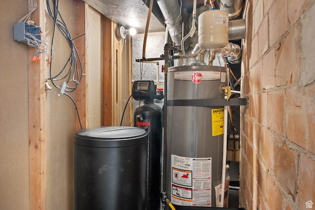 2366 E Logan Way, Salt Lake City, UT 84108 - utility room featuring gas water heater