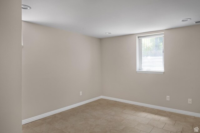 2366 E Logan Way, Salt Lake City, UT 84108 - empty room featuring baseboards